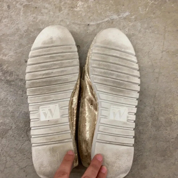 Vanessa Wu slide on metallic shoes - Picture 6 of 8